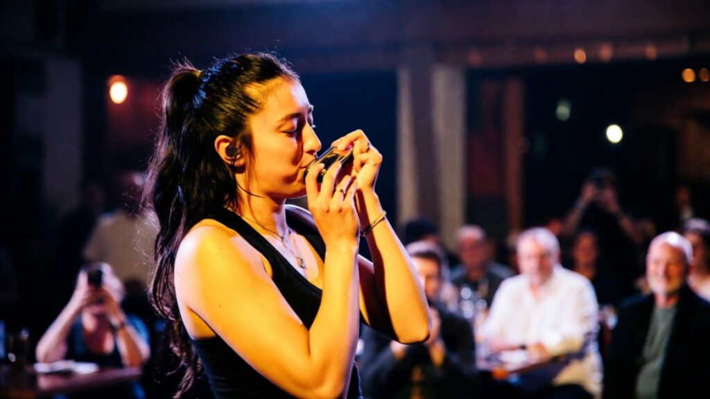 Indiara Sfair and Her Musical Influence